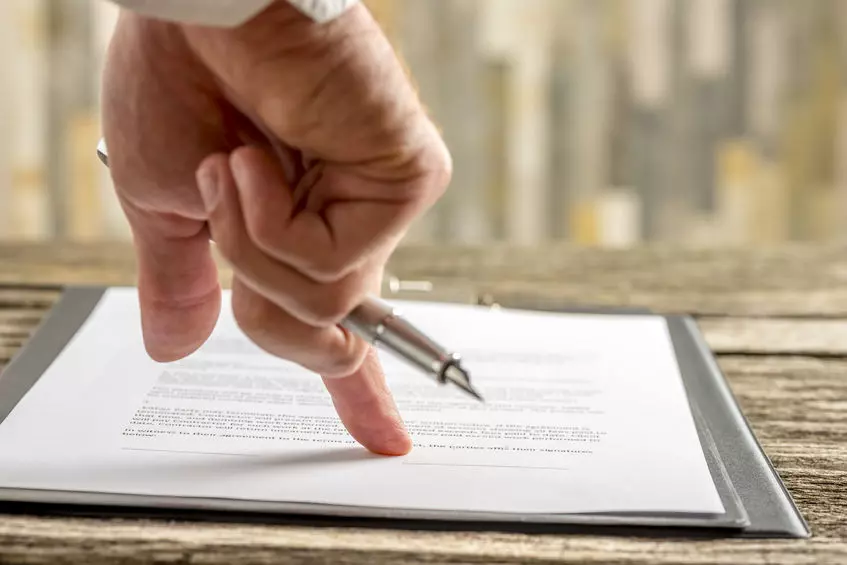 Family meeting with legal advisor, showing when a Will is crucial—highlighting Trusted Will Writing Sandbach for essential life planning.